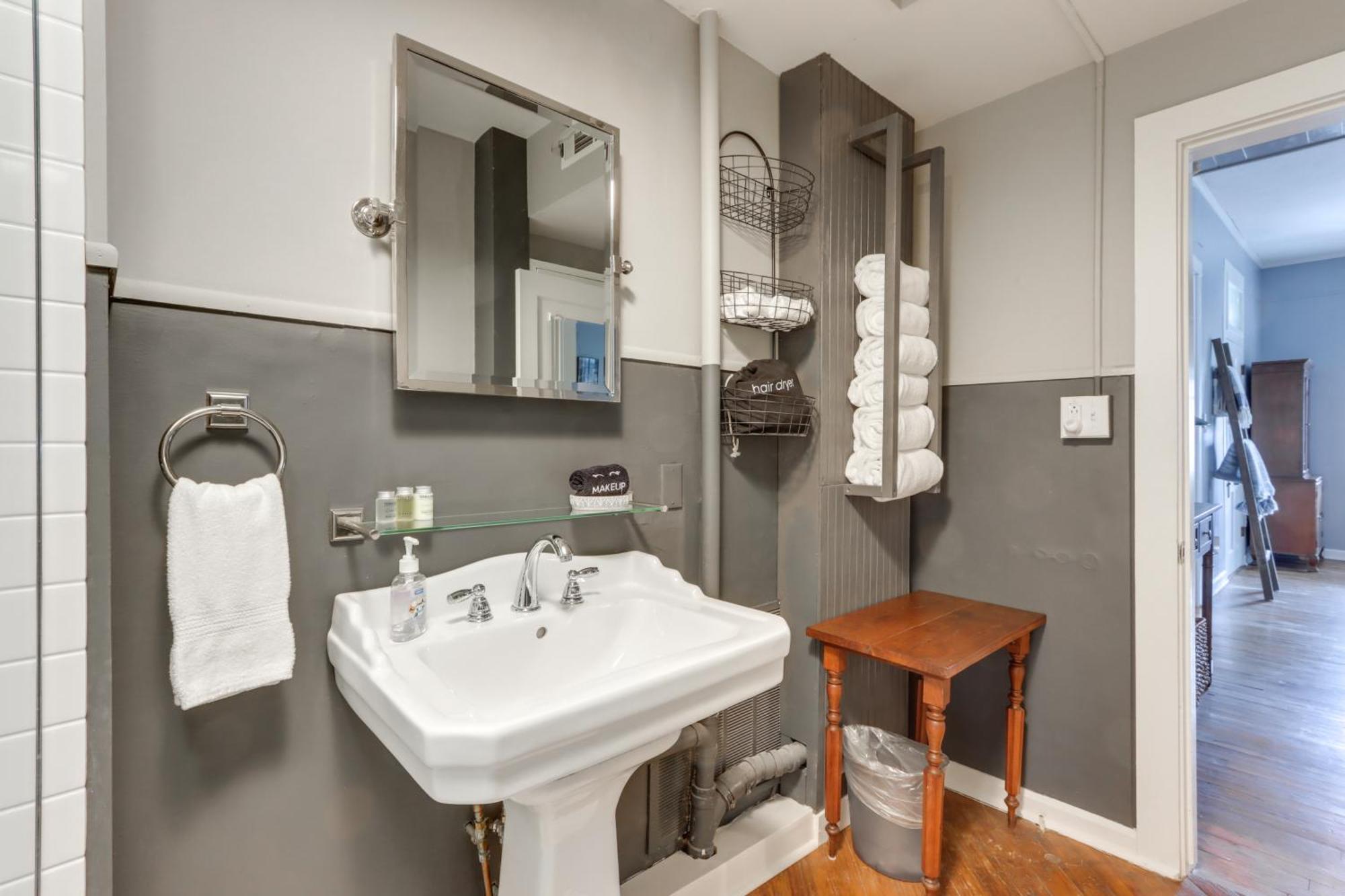 Cozy Eureka Springs Cottage, Walk To Dtwn! المظهر الخارجي الصورة